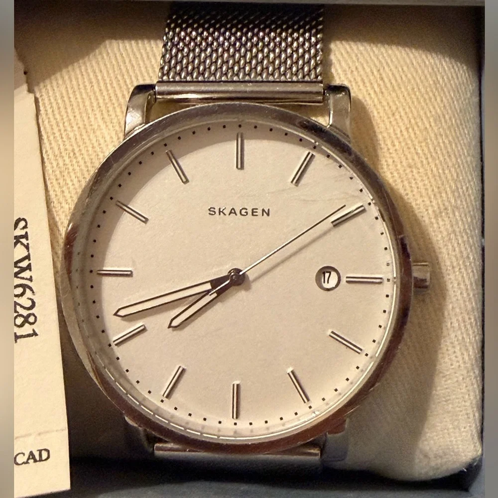 Skagen wrist watch silver chain - Picture 3 of 4